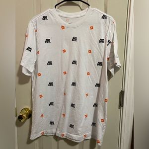 Nike T-shirt